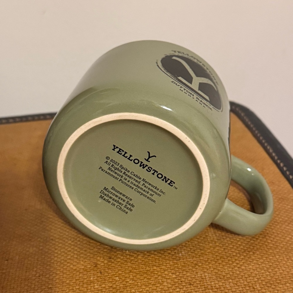 Yellowstone Dutton Ranch Green Mug - Picture 2 of 2